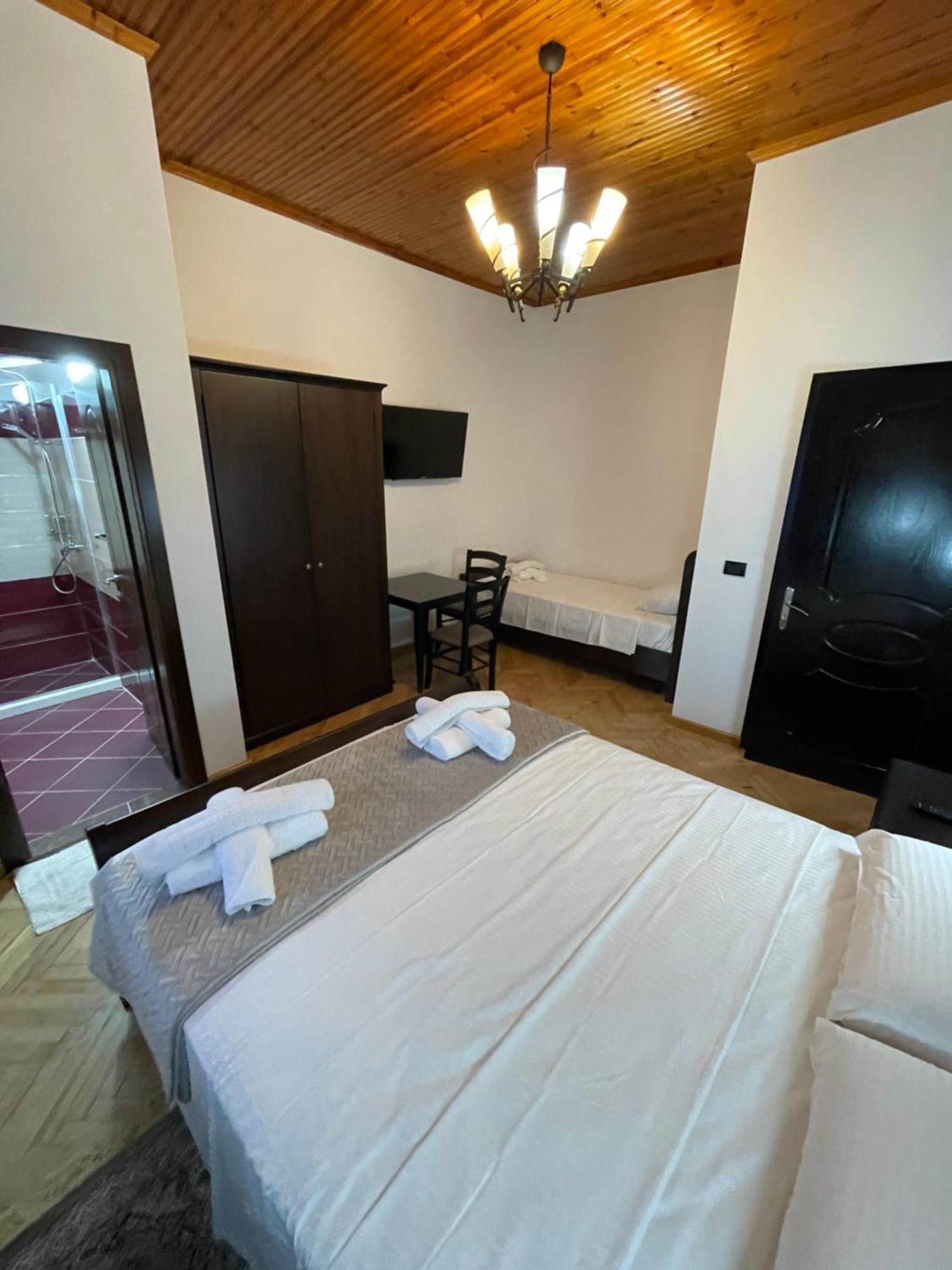 Vila At Berat Exterior foto